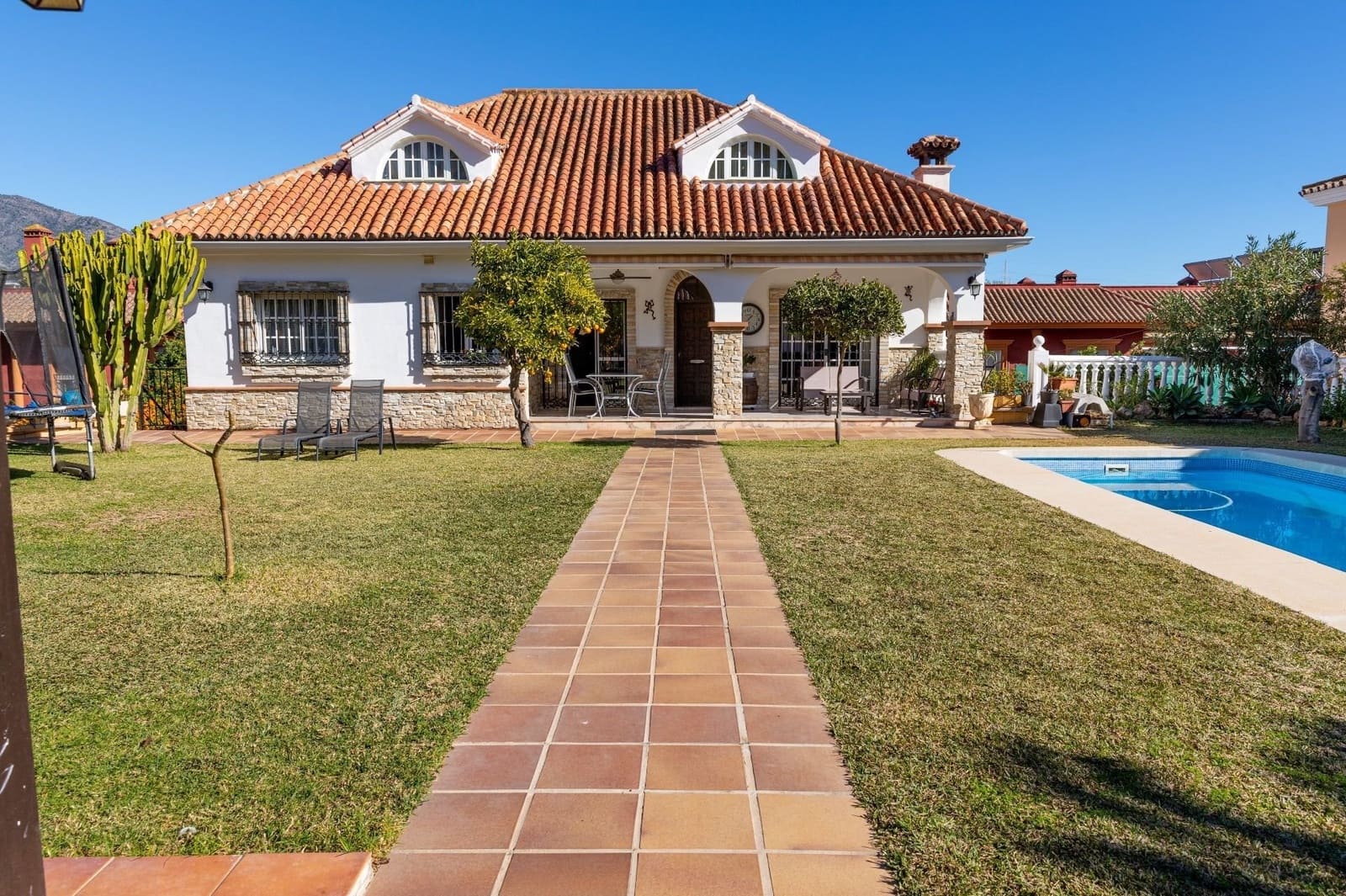 5 slaapkamer Villa te koop in Campo Mijas met zwembad garage - € 850.000 (Ref: 9540987)