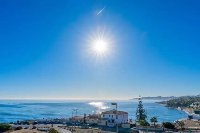 Chalet de 4 habitaciones en Mijas Costa, Mijas en venta con piscina garaje - 470.000 € (Ref: 9540992)