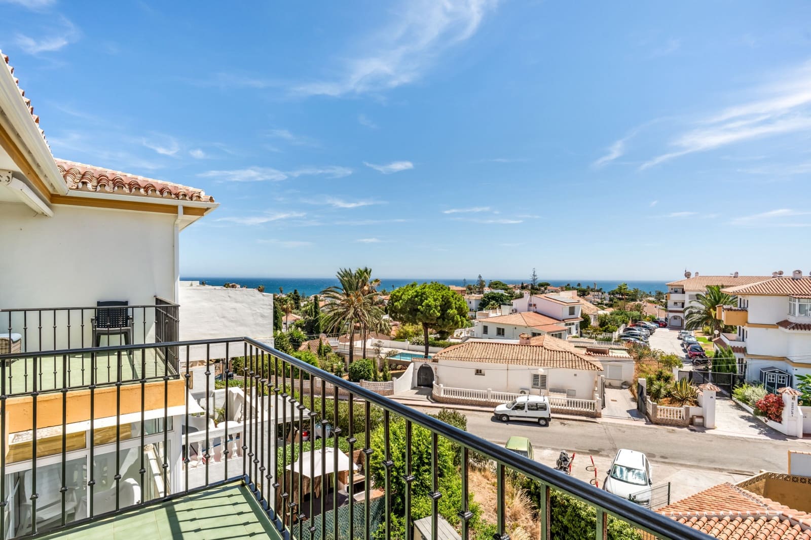 3 makuuhuone Huoneisto myytävänä paikassa El Faro mukana uima-altaan - 387 000 € (Ref: 9543429)