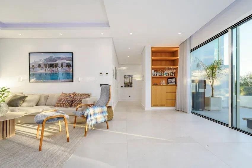 6 slaapkamer Villa te koop in Marbella met zwembad garage - € 2.350.000 (Ref: 9551228)