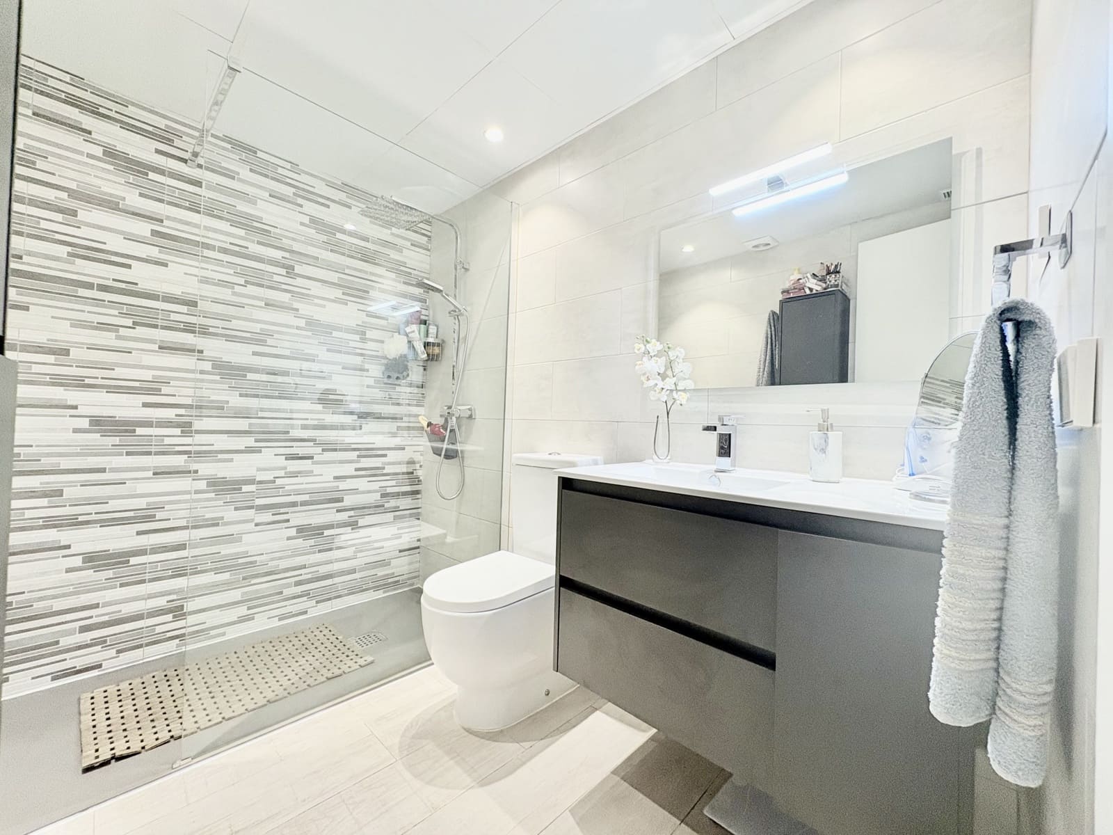 5 makuuhuone Huoneisto myytävänä paikassa La Cala de Mijas - 875 000 € (Ref: 9552472)