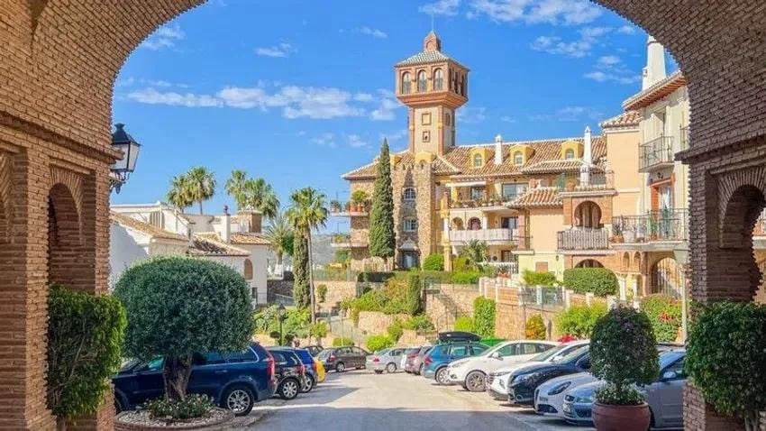 2 chambre Appartement à vendre à Mijas Costa avec piscine garage - 370 000 € (Ref: 9555560)