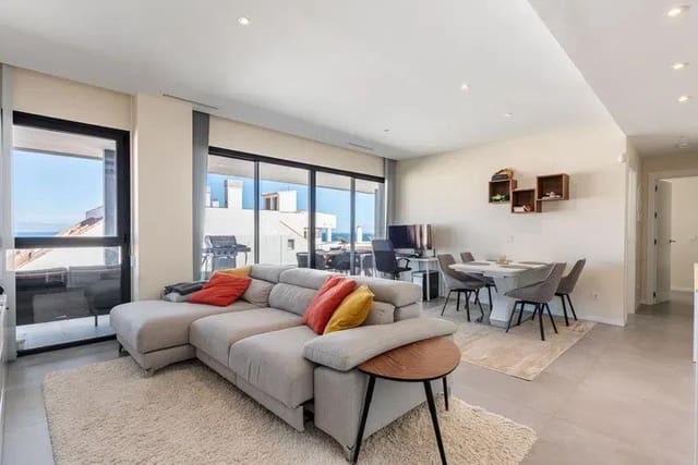Apartamento de 2 habitaciones en Castillo Sohail, Fuengirola en venta con piscina garaje - 594.000 € (Ref: 9561635)