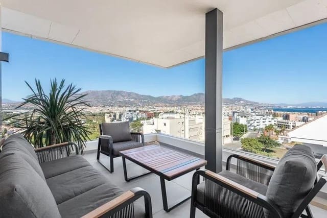 2 soveværelse Lejlighed til salg i Castillo Sohail, Fuengirola med swimmingpool garage - € 570.000 (Ref: 9561635)