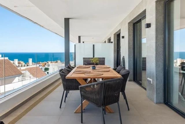 2 soveværelse Lejlighed til salg i Castillo Sohail, Fuengirola med swimmingpool garage - € 570.000 (Ref: 9561635)