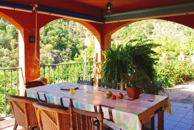 5 quarto Quinta/Casa Rural para venda em Istán com garagem - 495 000 € (Ref: 9570978)