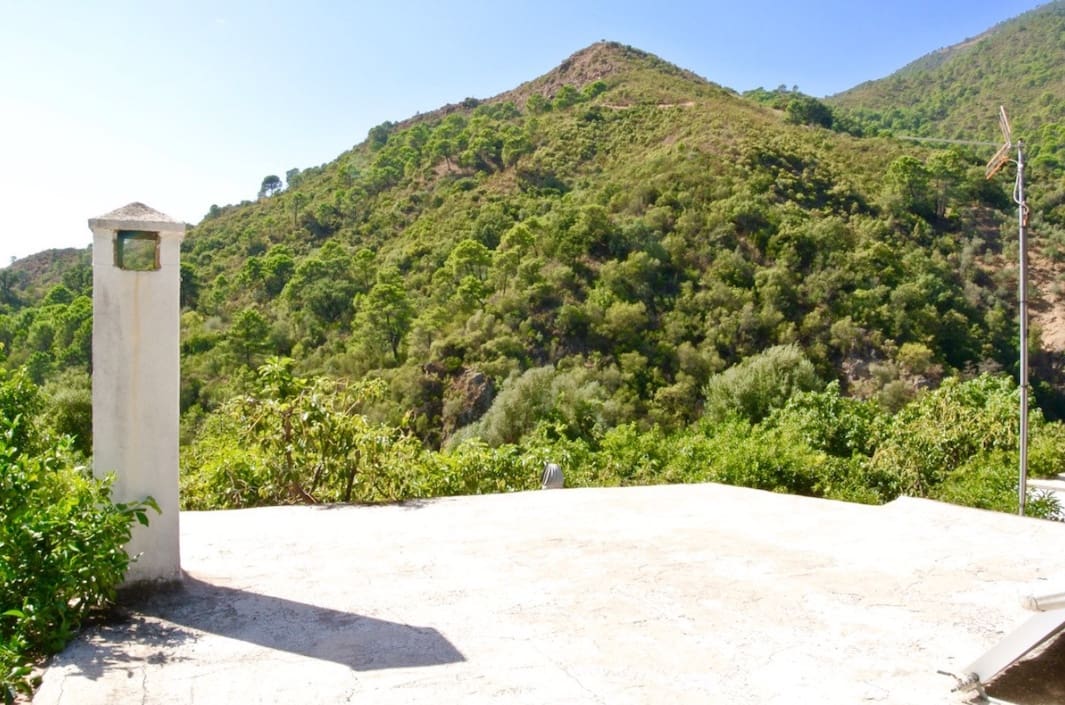 5 slaapkamer Finca/Landhuis te koop in Istan met garage - € 495.000 (Ref: 9570978)