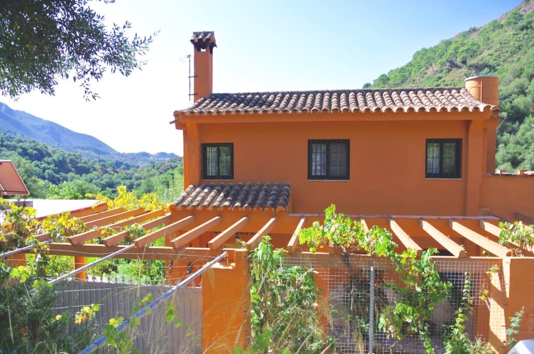 5 bedroom Finca/Country House for sale in Istan with garage - € 540,000 (Ref: 9570978)