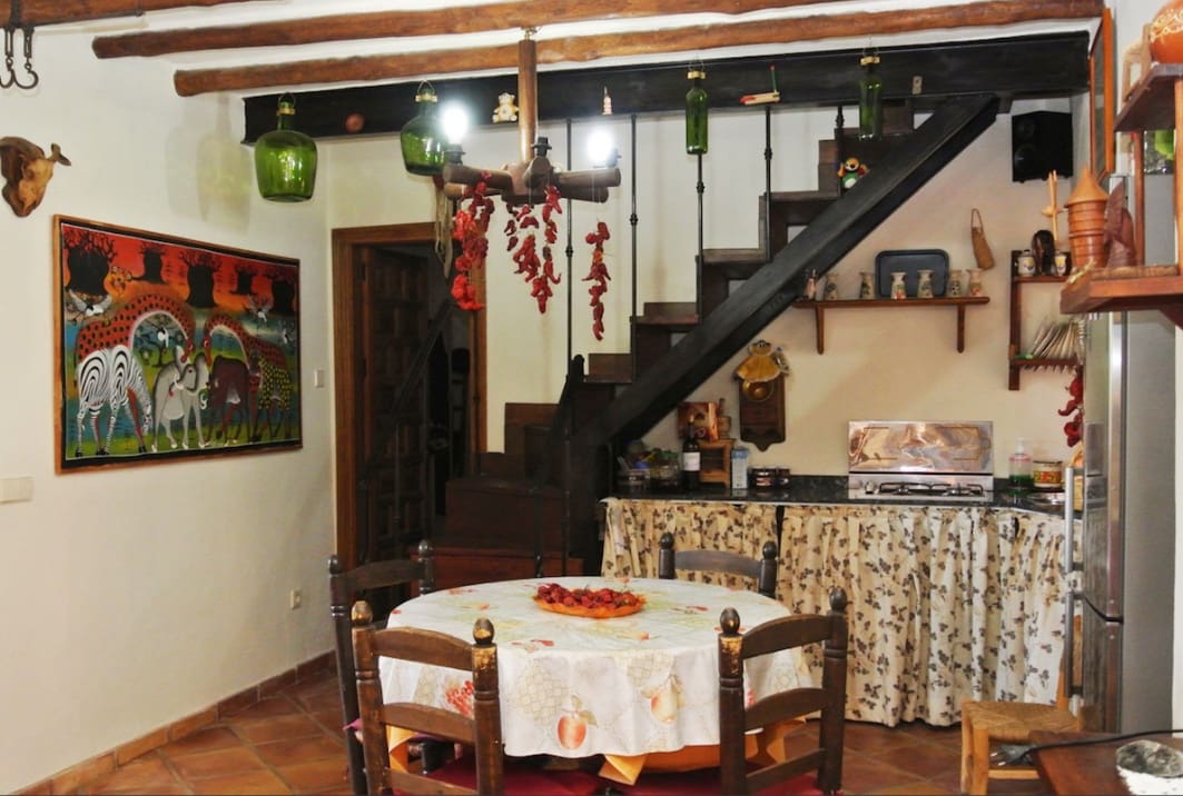 5 bedroom Finca/Country House for sale in Istan with garage - € 540,000 (Ref: 9570978)