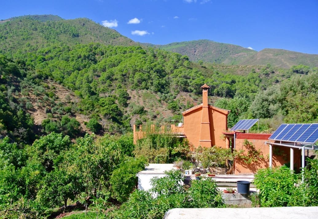 5 bedroom Finca/Country House for sale in Istan with garage - € 540,000 (Ref: 9570978)