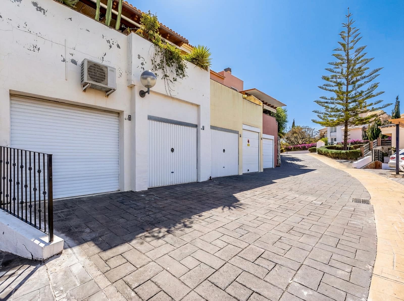 2 sypialnia Dom na sprzedaż w Alhaurin Golf z basenem garażem - 355 000 € (Ref: 9570980)