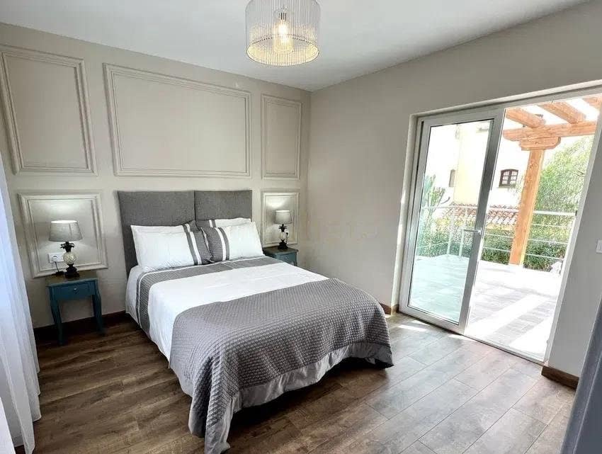 4 makuuhuone Huvila myytävänä paikassa Marbella mukana uima-altaan 
autotalli - 1 295 000 € (Ref: 9574471)