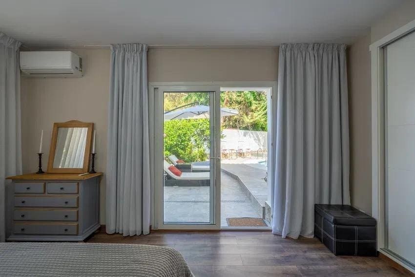 4 makuuhuone Huvila myytävänä paikassa Marbella mukana uima-altaan 
autotalli - 1 295 000 € (Ref: 9574471)