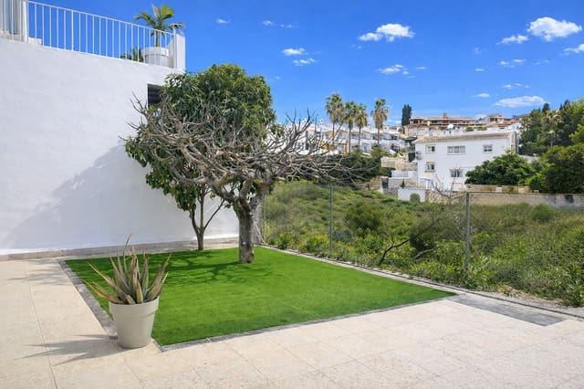 9 sypialnia Willa na sprzedaż w Campo Mijas, Mijas z basenem garażem - 910 000 € (Ref: 9574472)