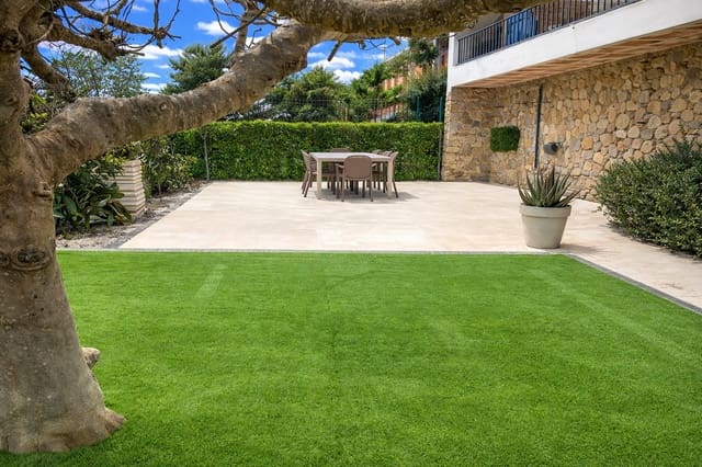 9 sypialnia Willa na sprzedaż w Campo Mijas, Mijas z basenem garażem - 910 000 € (Ref: 9574472)