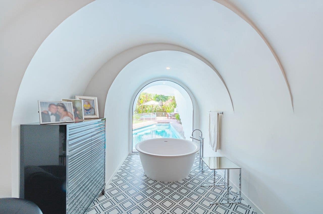 5 slaapkamer Huis te koop in Golden Mile met zwembad garage - € 1.800.000 (Ref: 9574473)