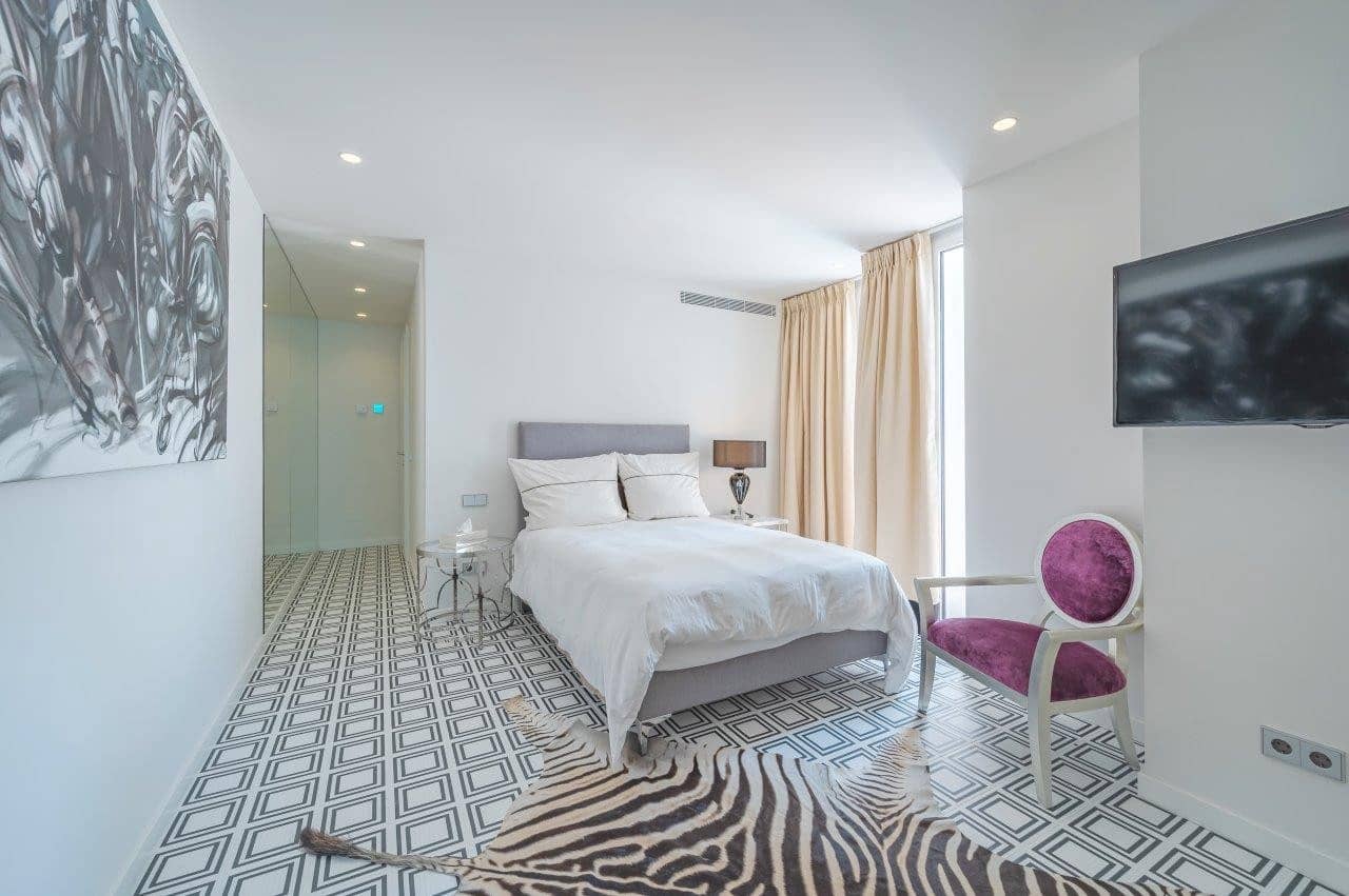 5 slaapkamer Huis te koop in Golden Mile met zwembad garage - € 1.800.000 (Ref: 9574473)