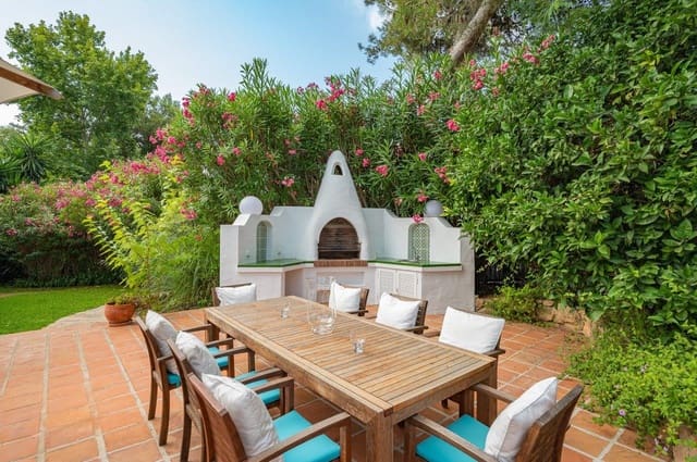 5 sypialnia Dom na sprzedaż w Golden Mile, Marbella z basenem garażem - 1 800 000 € (Ref: 9574473)