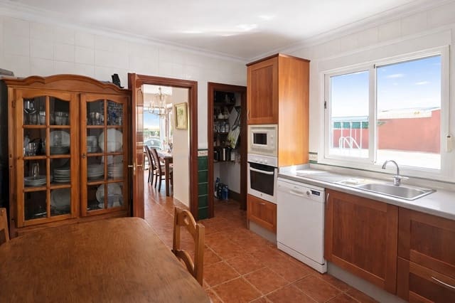 Byggetomt til salgs i San Pedro de Alcantara, Marbella - € 640 000 (Ref: 9574489)