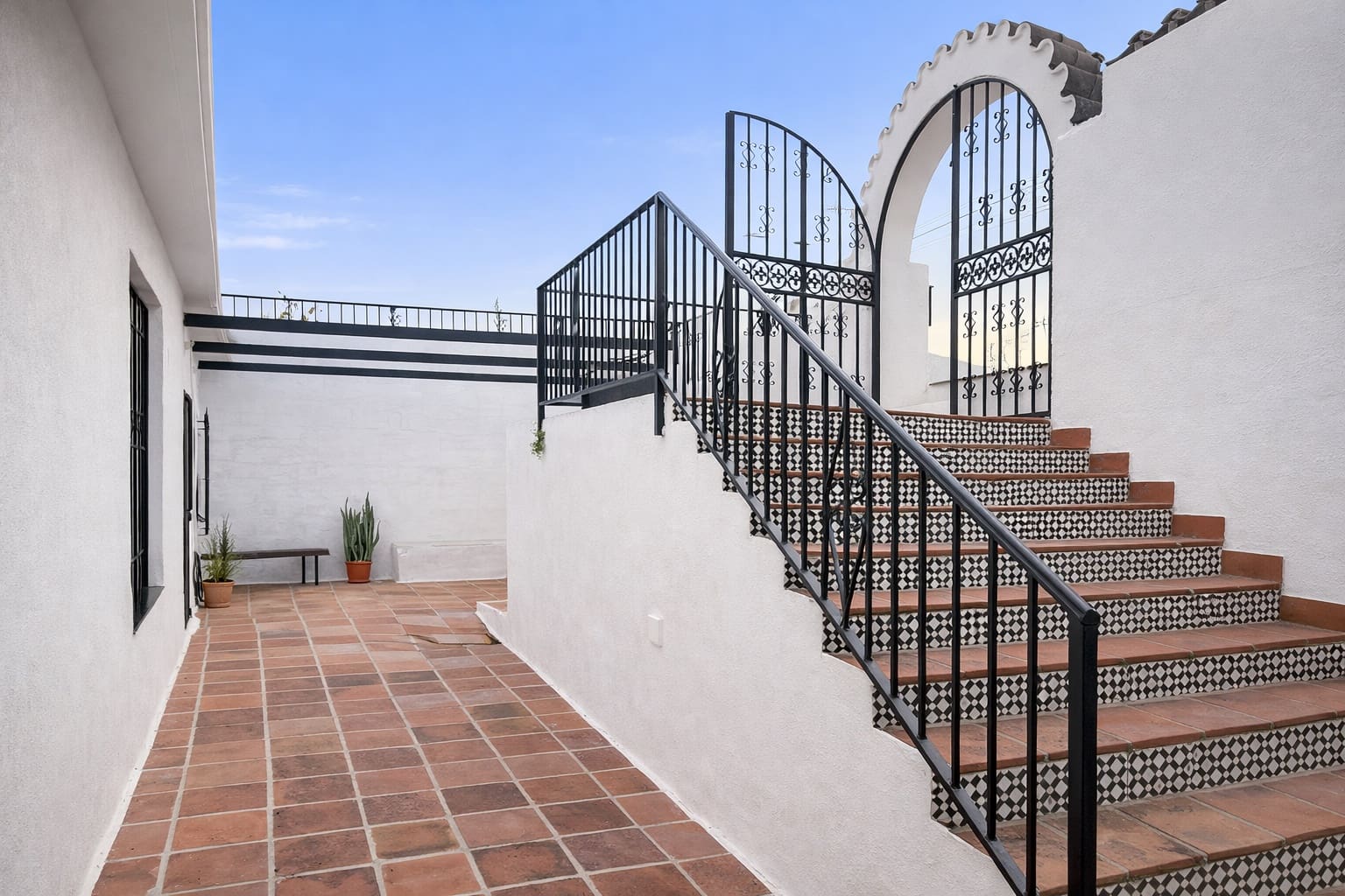 3 quarto Moradia para venda em San Pedro de Alcantara com piscina garagem - 995 000 € (Ref: 9574490)