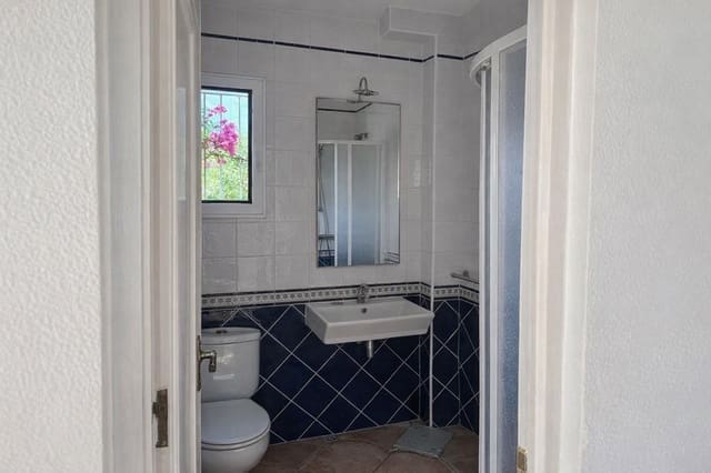 3 makuuhuone Huvila myytävänä paikassa Calahonda, Mijas mukana 
autotalli - 640 000 € (Ref: 9574491)