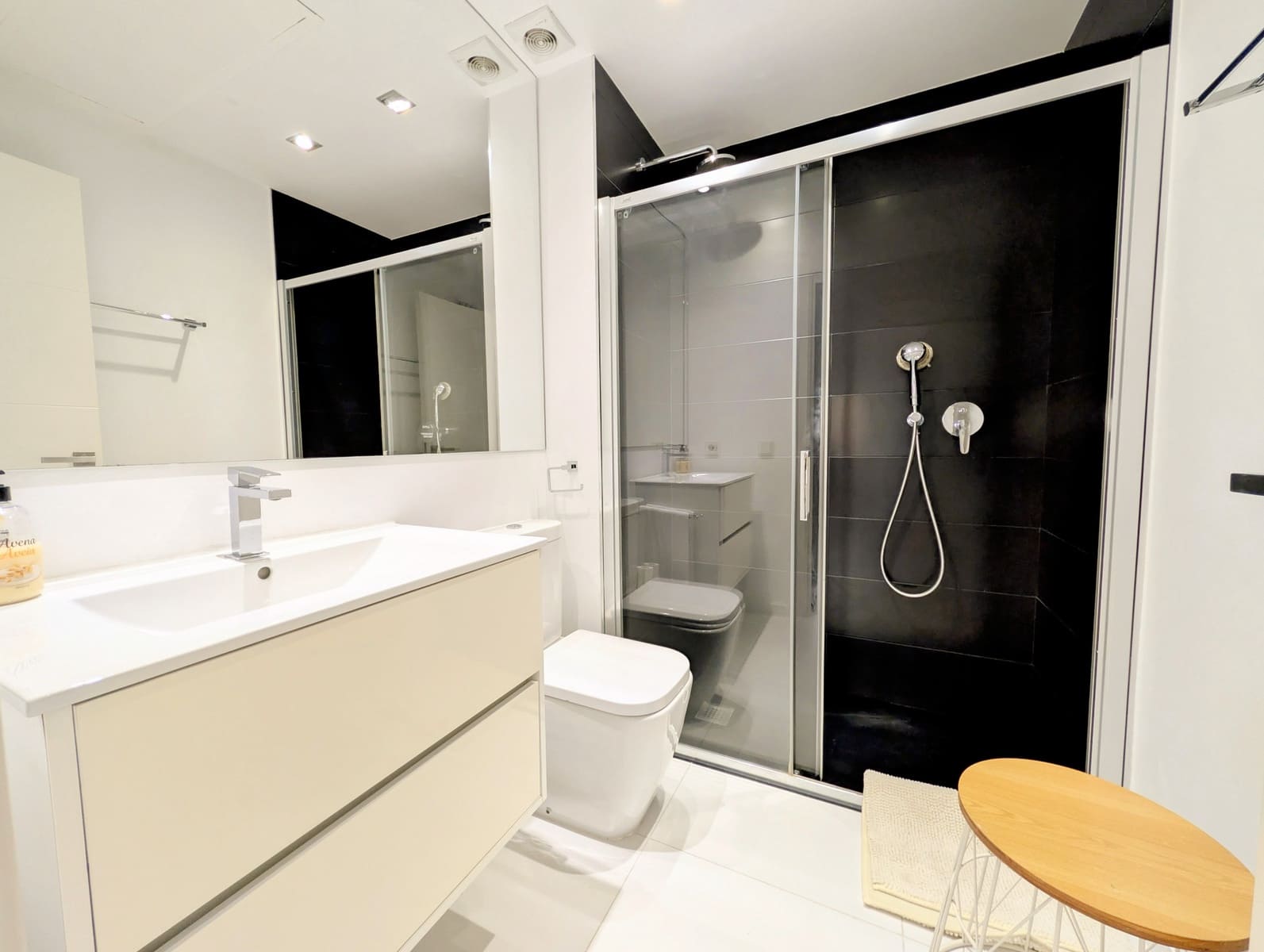 Apartamento de 4 habitaciones en Nuestra Señora de Jesus en venta con piscina garaje - 1.490.000 € (Ref: 9586233)