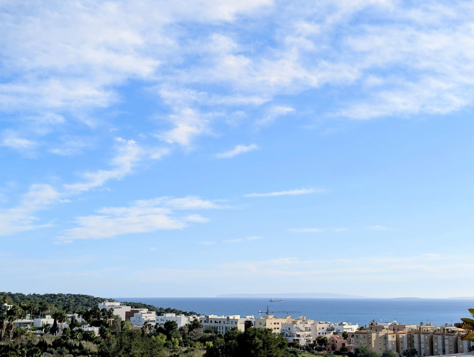 Apartamento de 4 habitaciones en Nuestra Señora de Jesus en venta con piscina garaje - 1.490.000 € (Ref: 9586233)