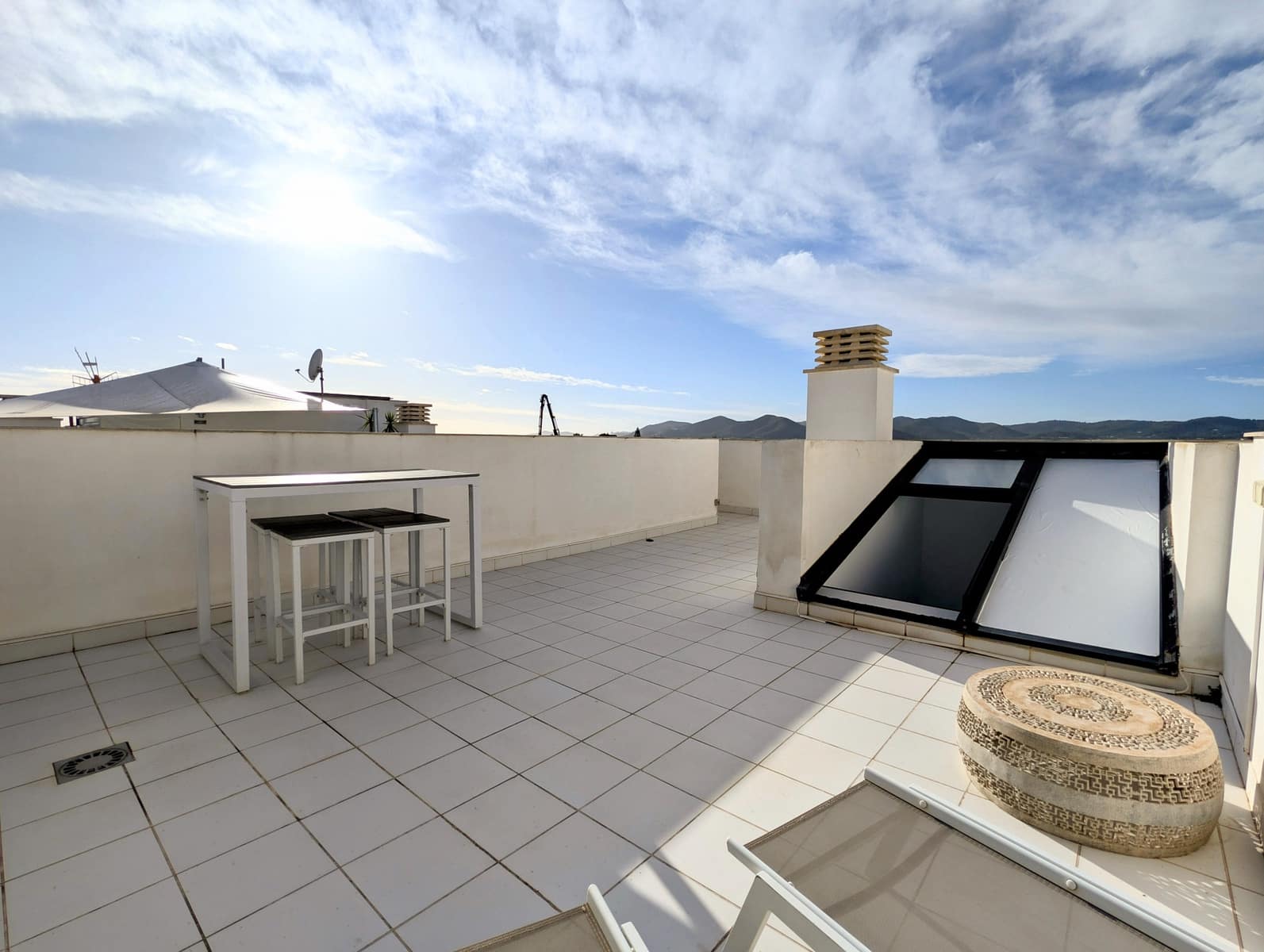 Apartamento de 4 habitaciones en Nuestra Señora de Jesus en venta con piscina garaje - 1.490.000 € (Ref: 9586233)