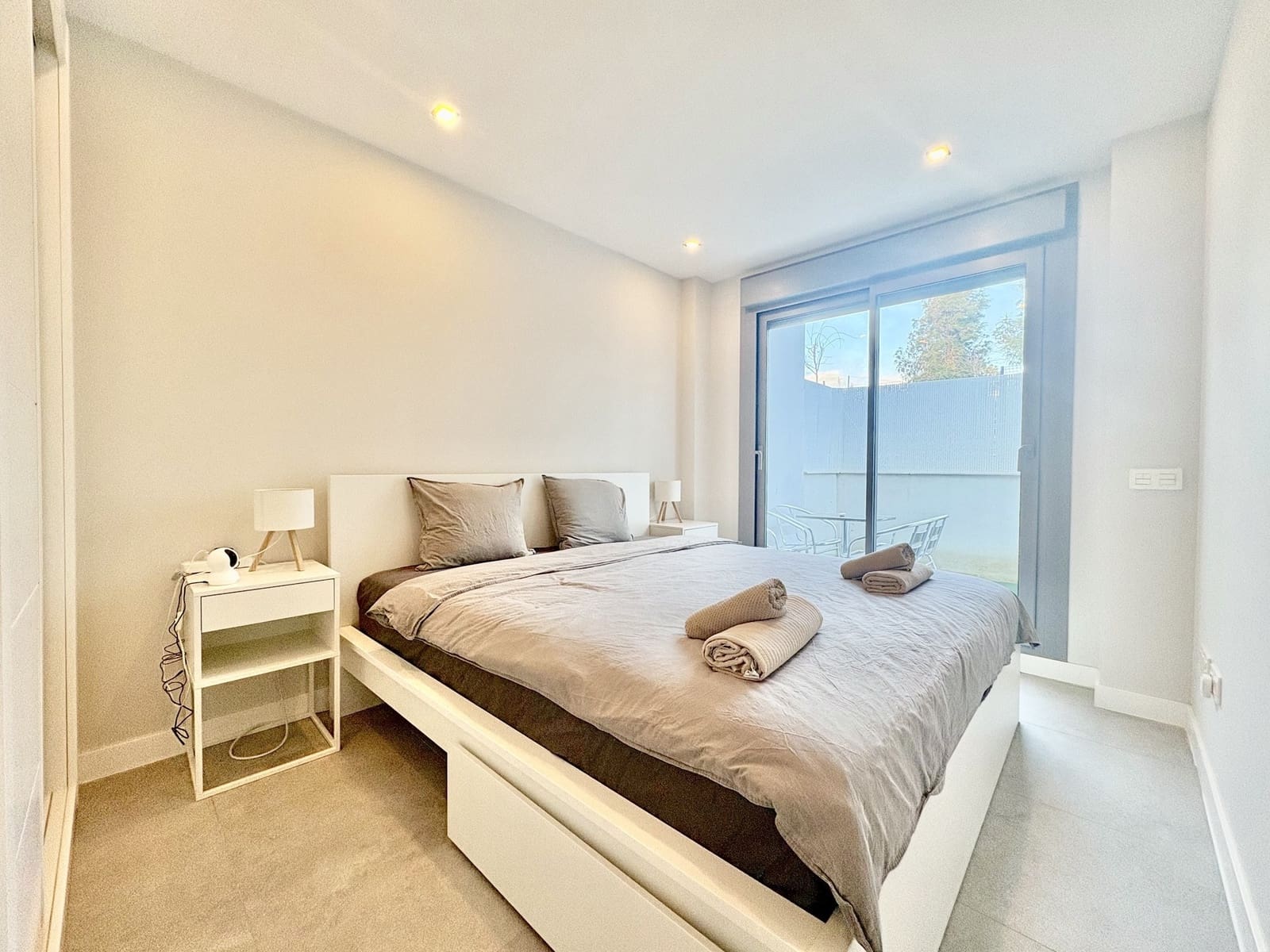 3 slaapkamer Appartement te koop in El Chaparral met zwembad garage - € 575.000 (Ref: 9591123)