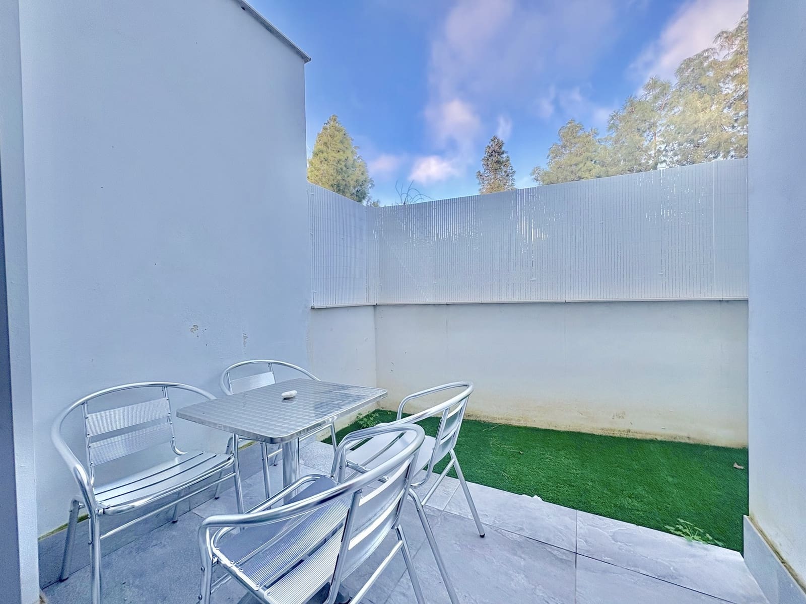 3 slaapkamer Appartement te koop in El Chaparral met zwembad garage - € 575.000 (Ref: 9591123)