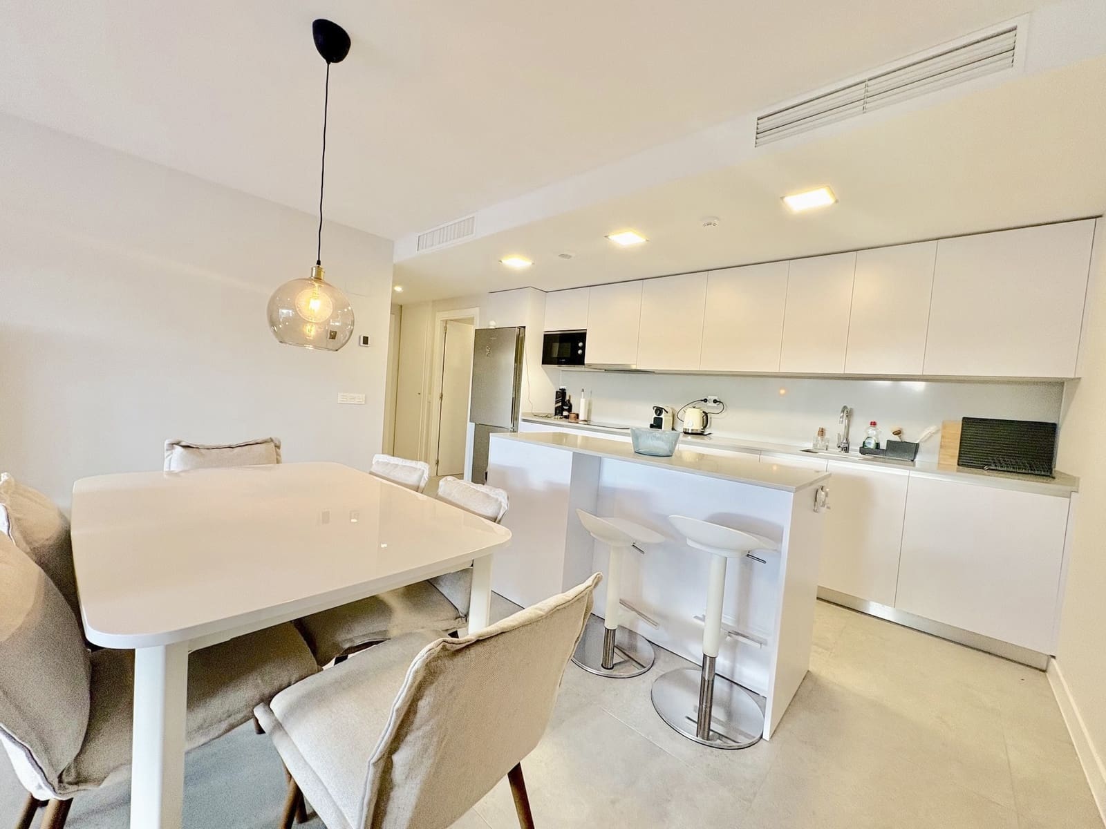 3 slaapkamer Appartement te koop in El Chaparral met zwembad garage - € 575.000 (Ref: 9591123)