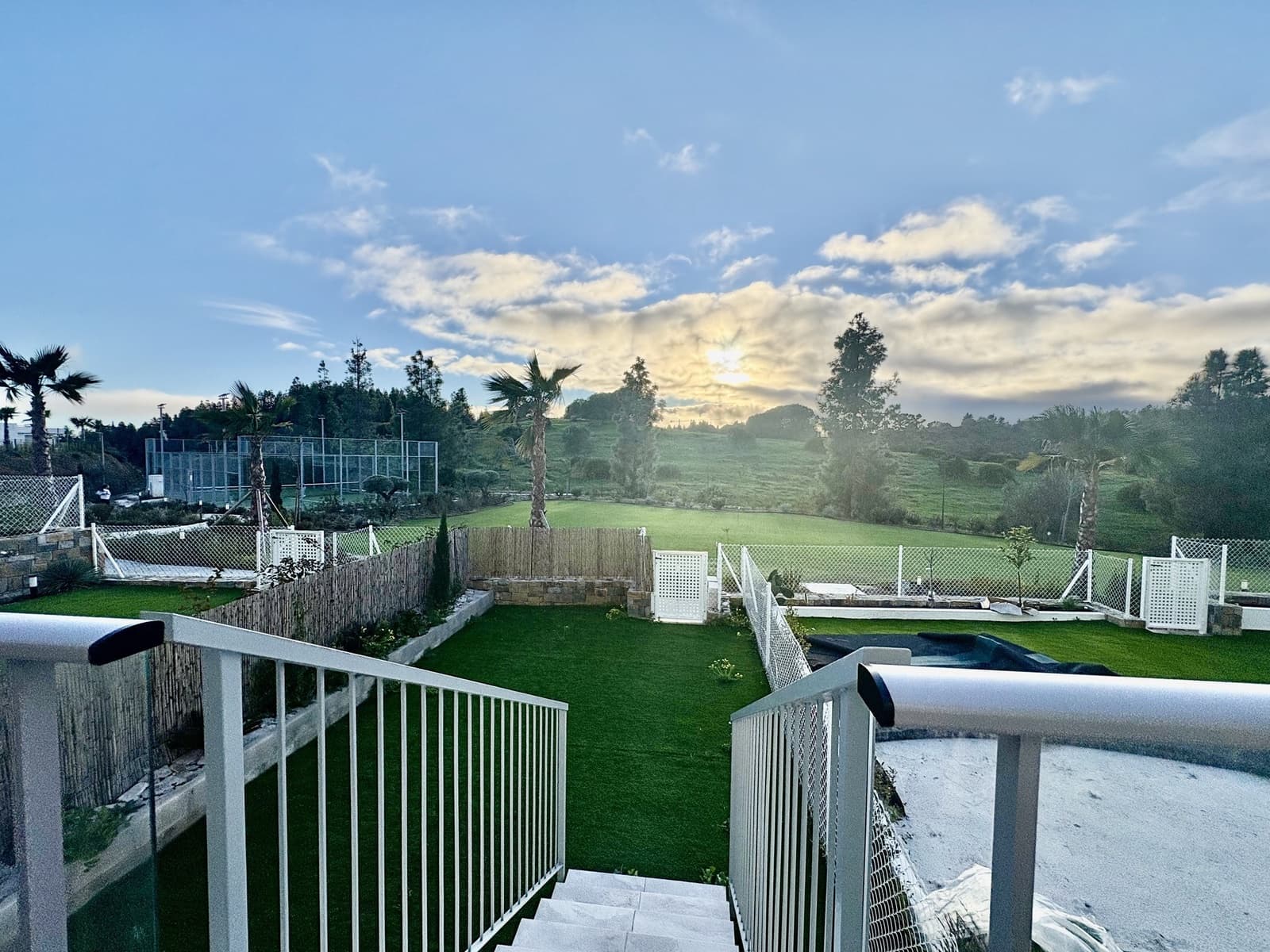 3 slaapkamer Appartement te koop in El Chaparral met zwembad garage - € 575.000 (Ref: 9591123)