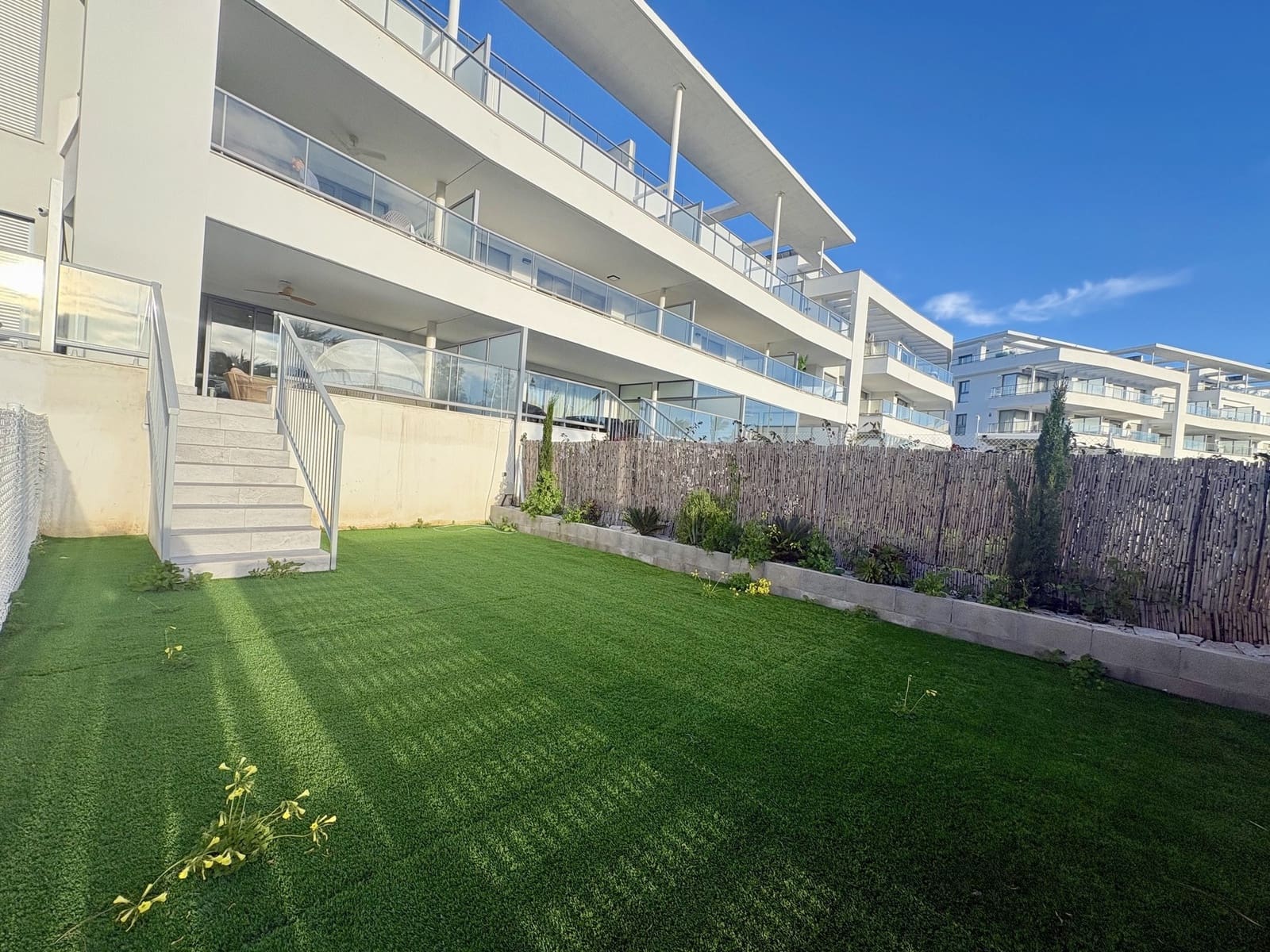 3 slaapkamer Appartement te koop in El Chaparral met zwembad garage - € 575.000 (Ref: 9591123)