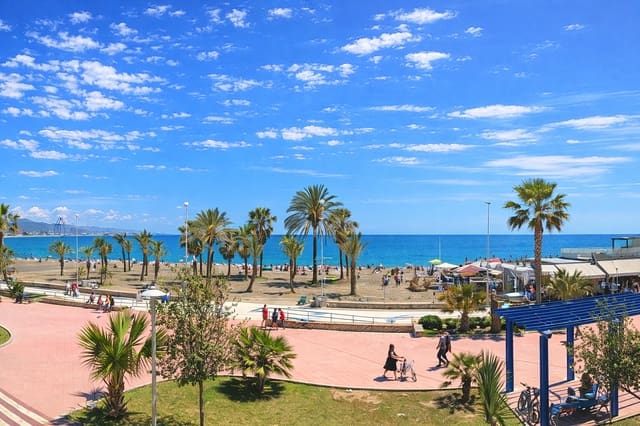 1 makuuhuone Huvila myytävänä paikassa Huelin, Málaga kaupunki - 150 000 € (Ref: 9596026)