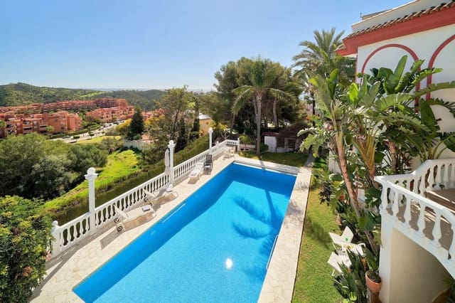 6 soverom Villa til salgs i Marbella med svømmebasseng garasje - € 2 285 000 (Ref: 9599422)