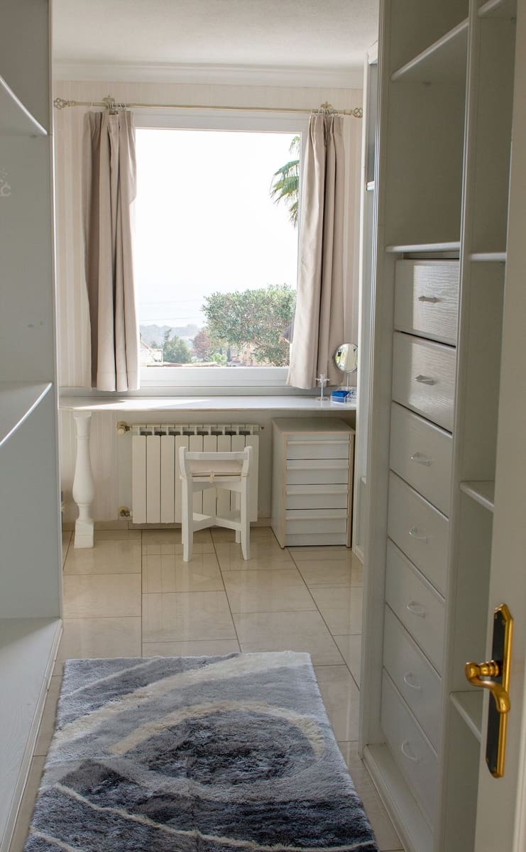 6 Zimmer Villa zu verkaufen in Marbella mit Pool Garage - 2.285.000 € (Ref: 9599422)