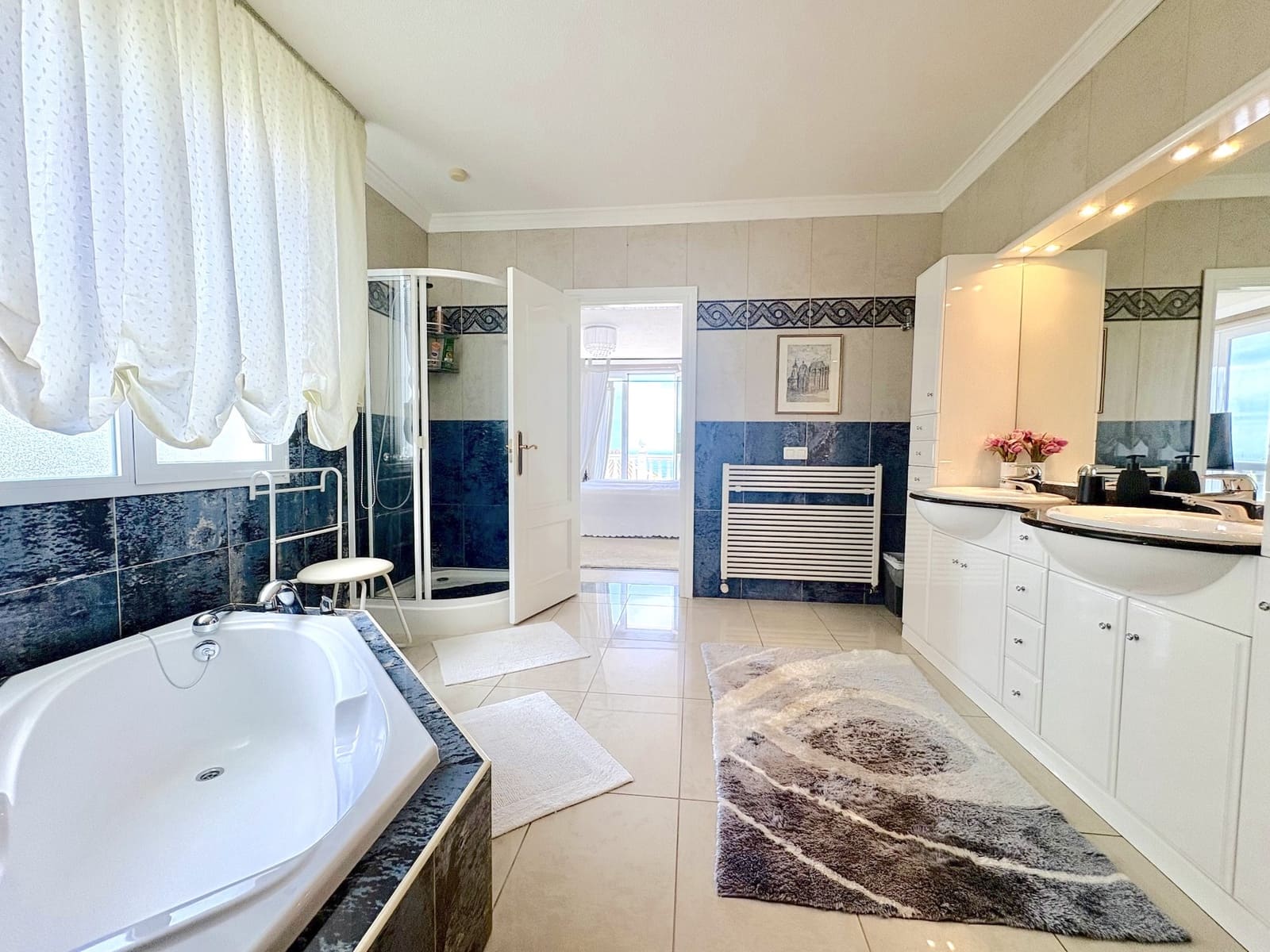 6 Zimmer Villa zu verkaufen in Marbella mit Pool Garage - 2.285.000 € (Ref: 9599422)