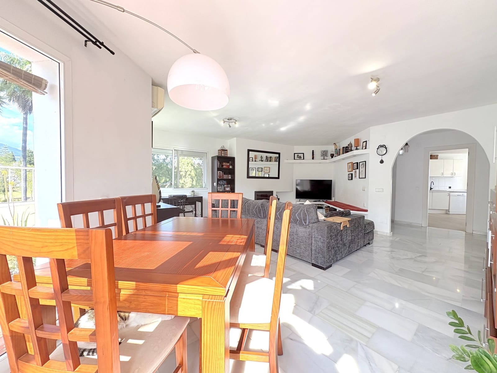 3 makuuhuone Kattohuoneisto myytävänä paikassa Mijas Costa mukana uima-altaan - 399 000 € (Ref: 9602621)