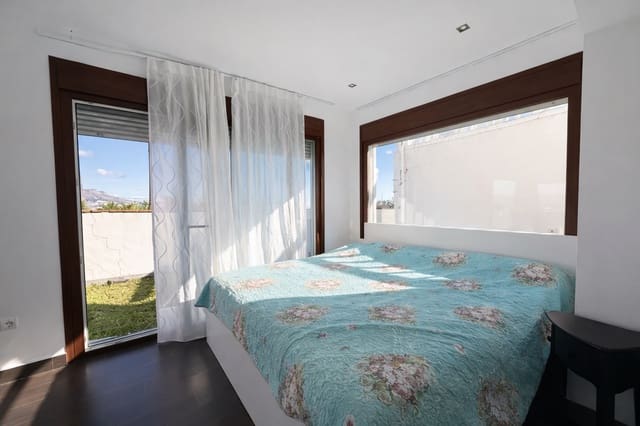 3 slaapkamer Villa te koop in Cerro del Aguila, Mijas met zwembad garage - € 680.000 (Ref: 9602622)