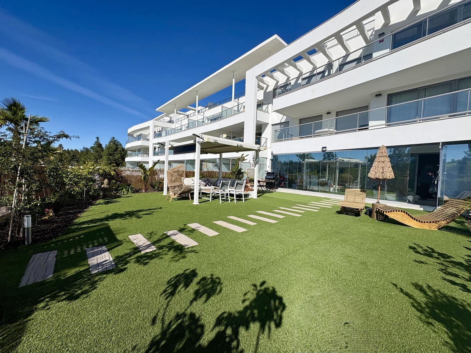 3 chambre Appartement à vendre à El Chaparral avec piscine garage - 595 000 € (Ref: 9604895)