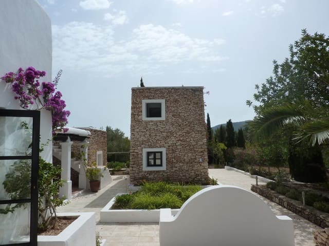 5 Zimmer Villa zu verkaufen in Santa Eulalia / Santa Eularia mit Pool Garage - 4.995.000 € (Ref: 9604896)