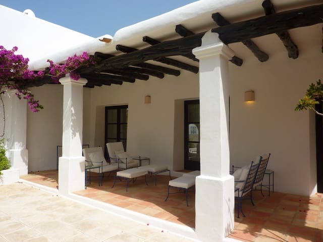 5 bedroom Villa for sale in Santa Eulalia / Santa Eularia with pool garage - € 4,995,000 (Ref: 9604896)