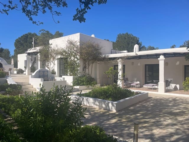 5 bedroom Villa for sale in Santa Eulalia / Santa Eularia with pool garage - € 4,995,000 (Ref: 9604896)