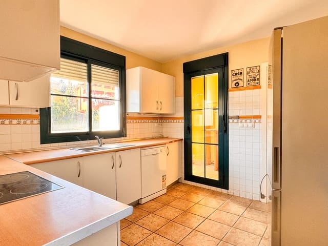 3 sovrum Takvåning till salu i La Alcaidesa med pool garage - 690 000 € (Ref: 9611350)