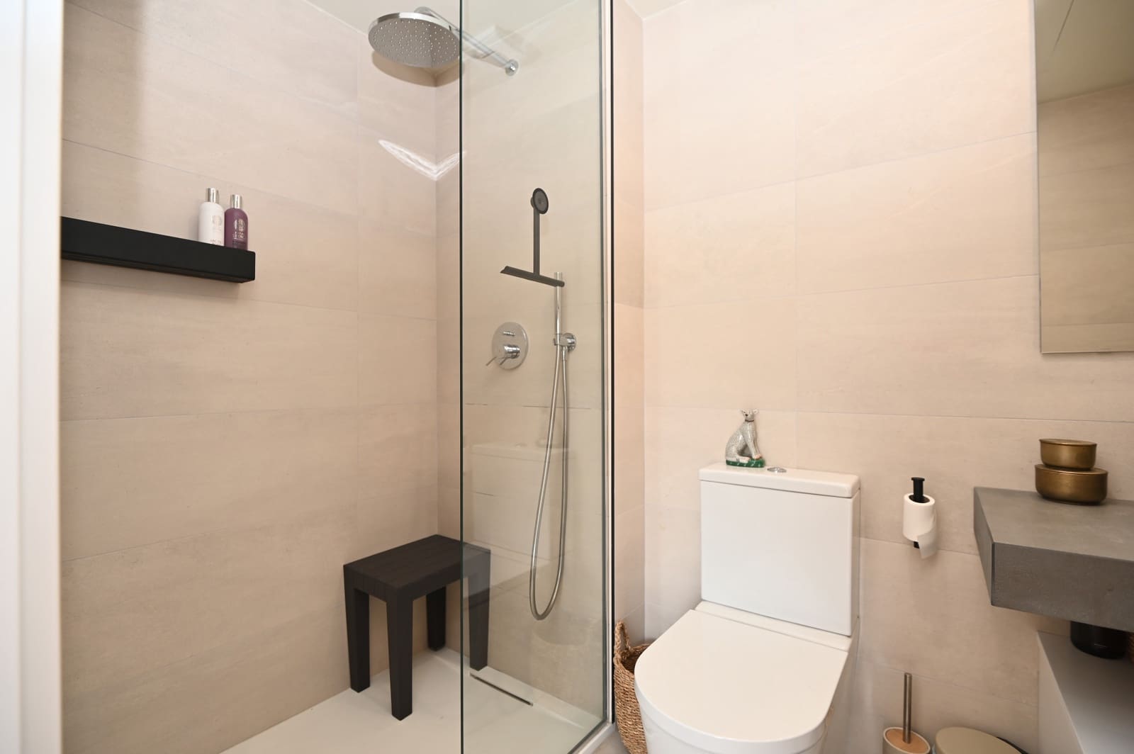 2 makuuhuone Huoneisto myytävänä paikassa Santa Eulalia / Santa Eularia mukana uima-altaan 
autotalli - 675 000 € (Ref: 9615566)