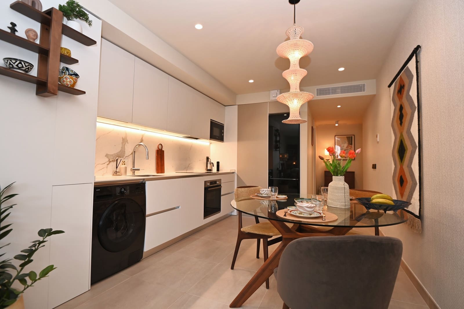 2 makuuhuone Huoneisto myytävänä paikassa Santa Eulalia / Santa Eularia mukana uima-altaan 
autotalli - 675 000 € (Ref: 9615566)