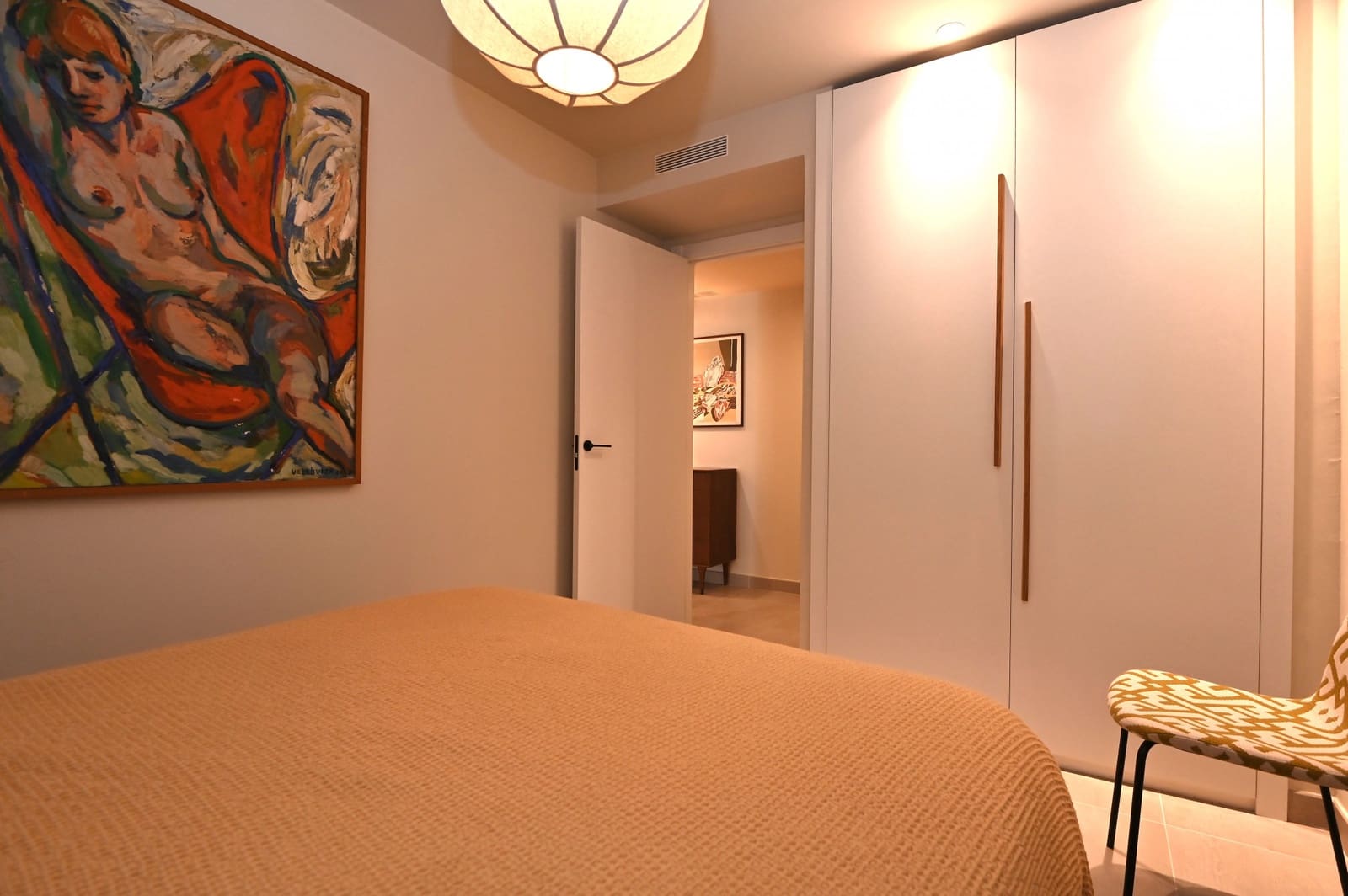 2 makuuhuone Huoneisto myytävänä paikassa Santa Eulalia / Santa Eularia mukana uima-altaan 
autotalli - 675 000 € (Ref: 9615566)