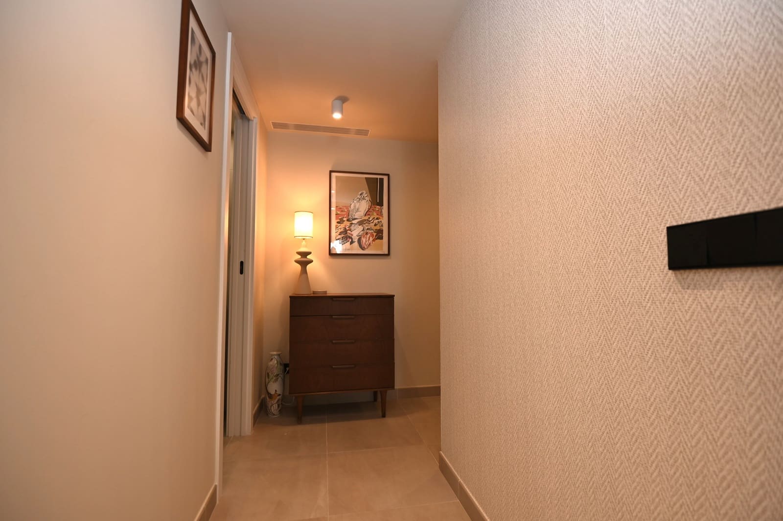 2 makuuhuone Huoneisto myytävänä paikassa Santa Eulalia / Santa Eularia mukana uima-altaan 
autotalli - 675 000 € (Ref: 9615566)