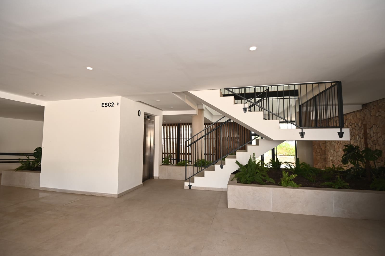 2 makuuhuone Huoneisto myytävänä paikassa Santa Eulalia / Santa Eularia mukana uima-altaan 
autotalli - 675 000 € (Ref: 9615566)