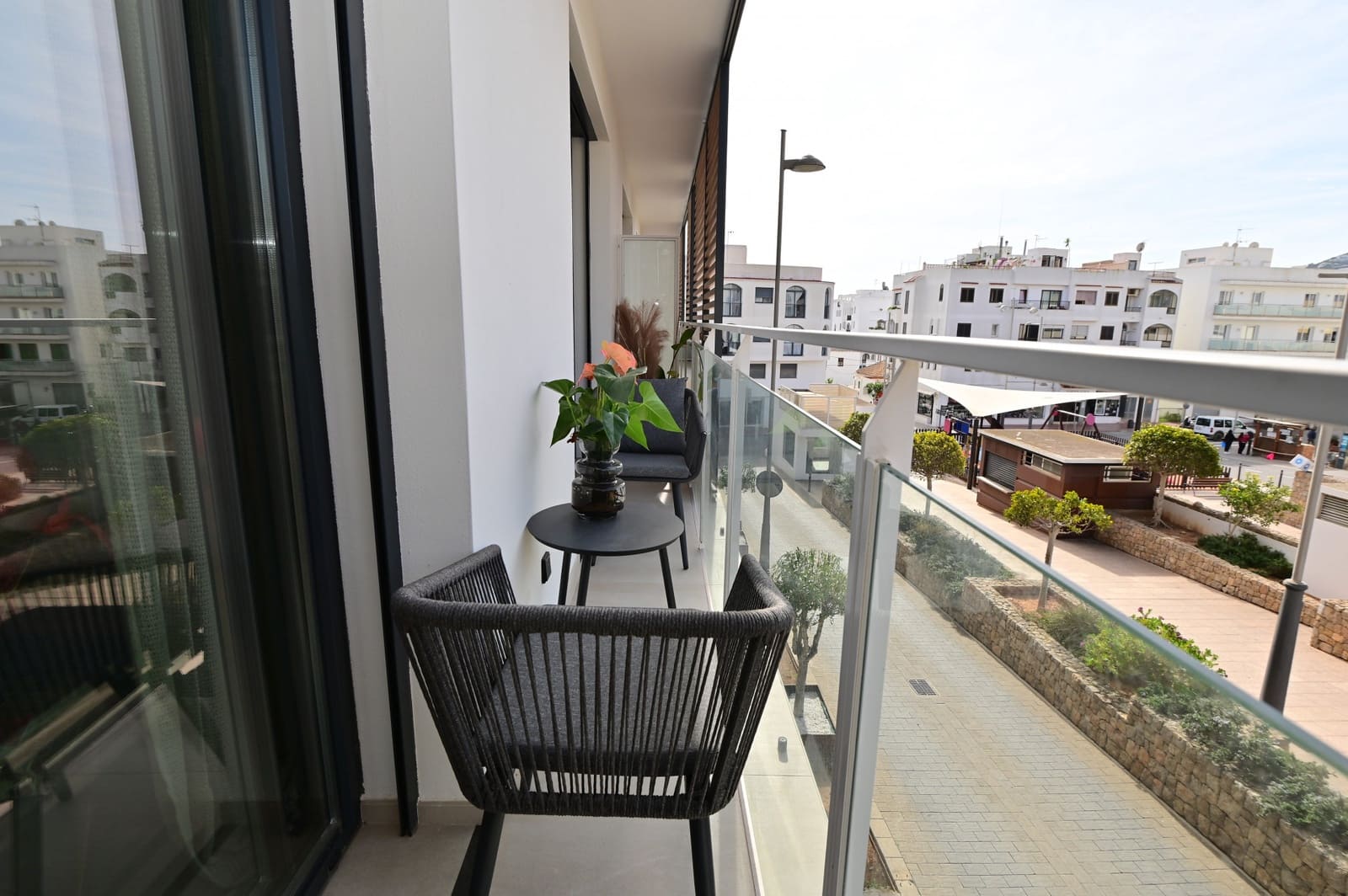 2 makuuhuone Huoneisto myytävänä paikassa Santa Eulalia / Santa Eularia mukana uima-altaan 
autotalli - 675 000 € (Ref: 9615566)